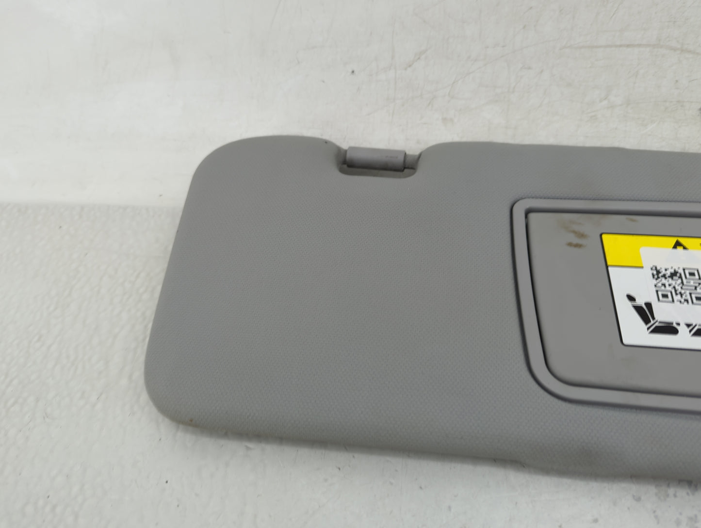 2007-2011 Honda Cr-V Sun Visor Shade Replacement Passenger Right Mirror Fits Fits 2007 2008 2009 2010 2011 OEM Used Auto Par