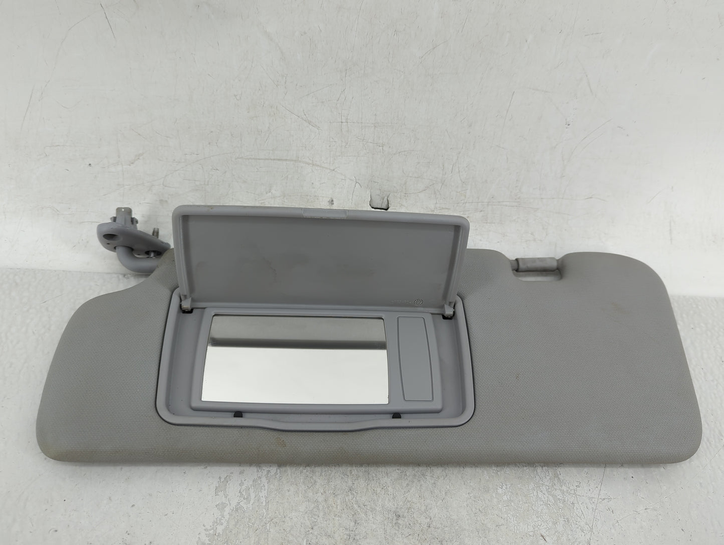 2007-2011 Honda Cr-V Sun Visor Shade Replacement Driver Left Mirror Fits Fits 2007 2008 2009 2010 2011 OEM Used Auto Parts -