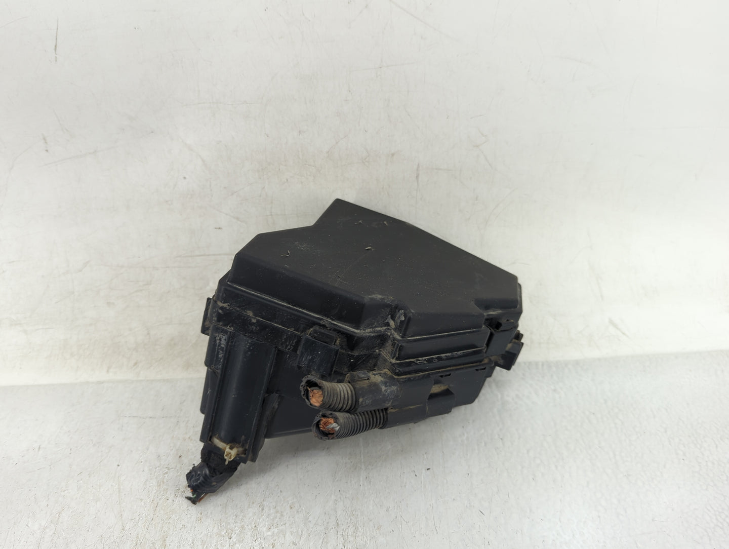 2007-2011 Honda Cr-V Fusebox Fuse Box Panel Relay Module P/N:SWA-0130 Fits Fits 2007 2008 2009 2010 2011 OEM Used Auto Parts