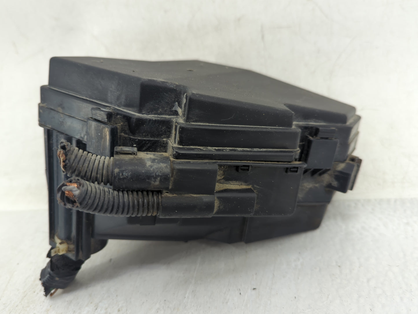 2007-2011 Honda Cr-V Fusebox Fuse Box Panel Relay Module P/N:SWA-0130 Fits Fits 2007 2008 2009 2010 2011 OEM Used Auto Parts
