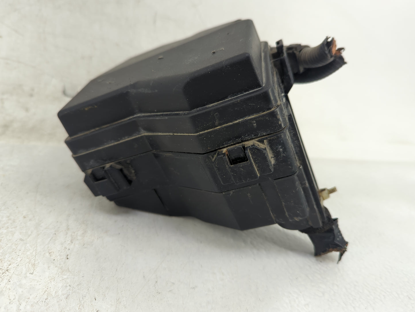 2007-2011 Honda Cr-V Fusebox Fuse Box Panel Relay Module P/N:SWA-0130 Fits Fits 2007 2008 2009 2010 2011 OEM Used Auto Parts