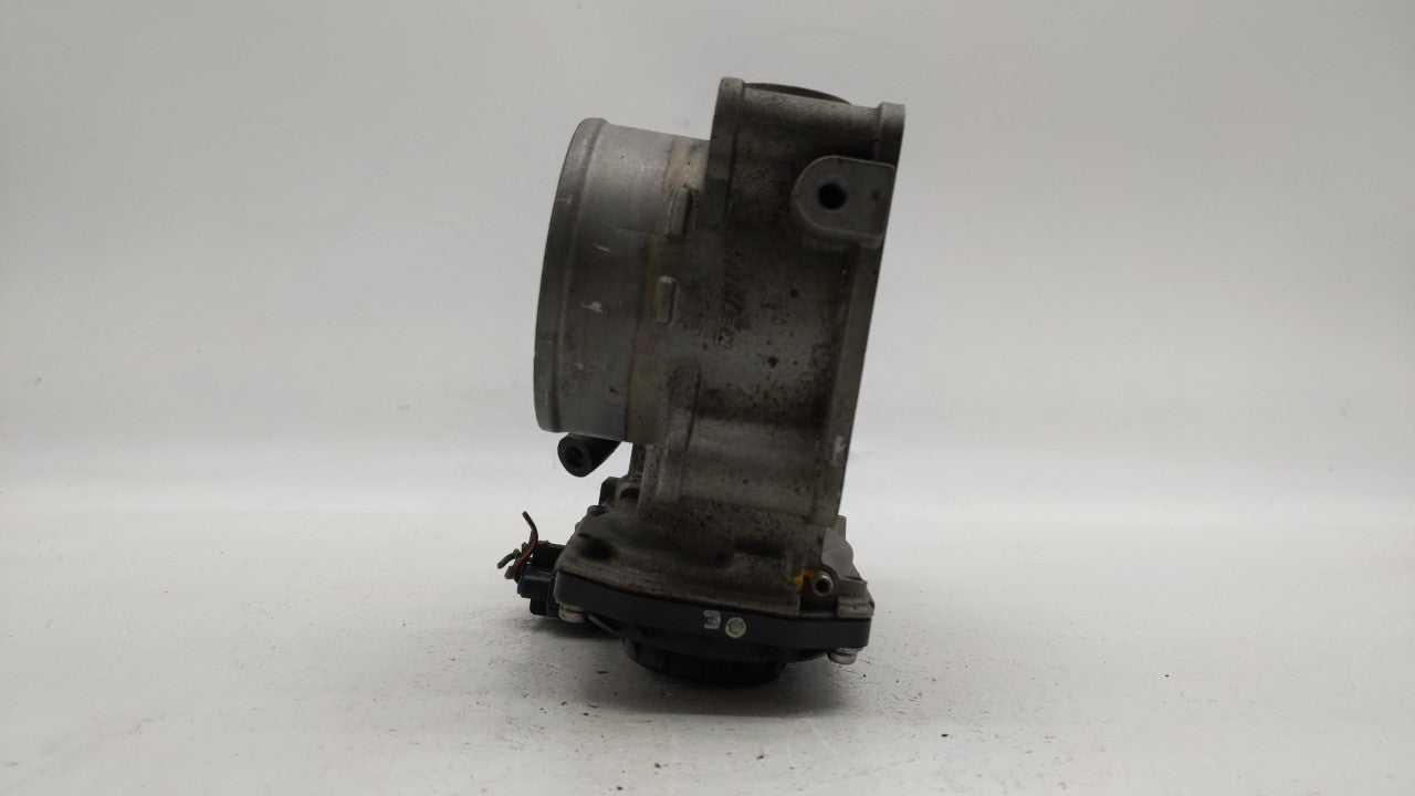 2010-2013 Honda Cr-V Throttle Body P/N:GMD7E GME1A Fits Fits 2010 2011 2012 2013 2014 OEM Used Auto Parts - Oemusedautoparts