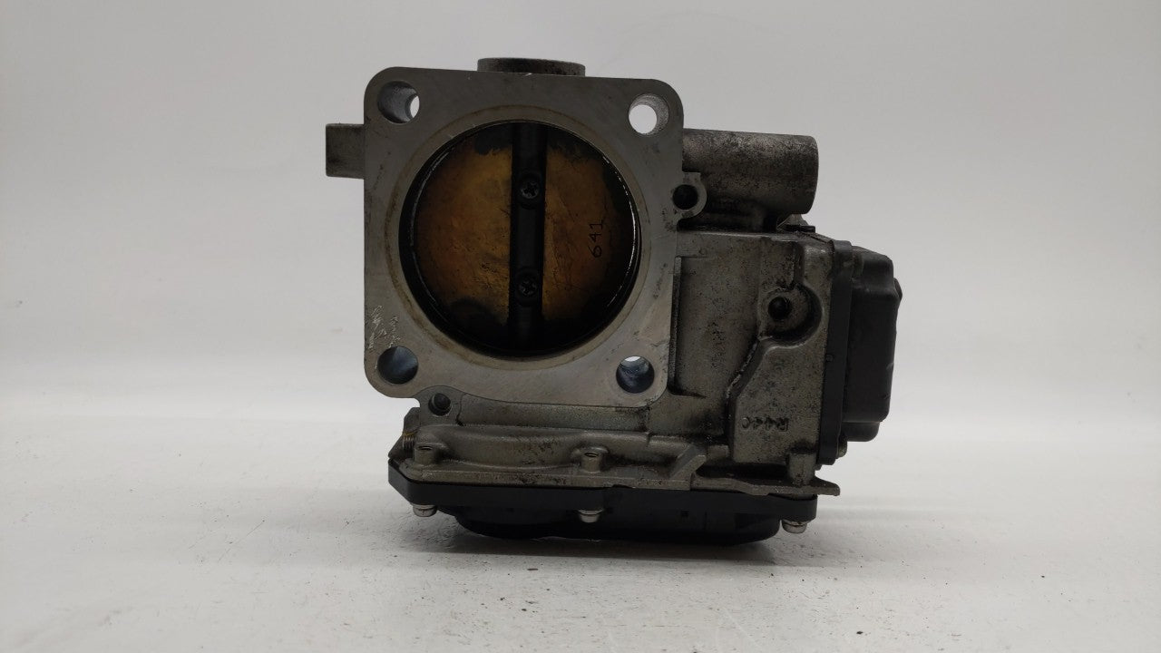 2010-2013 Honda Cr-V Throttle Body P/N:GMD7E GME1A Fits Fits 2010 2011 2012 2013 2014 OEM Used Auto Parts - Oemusedautoparts