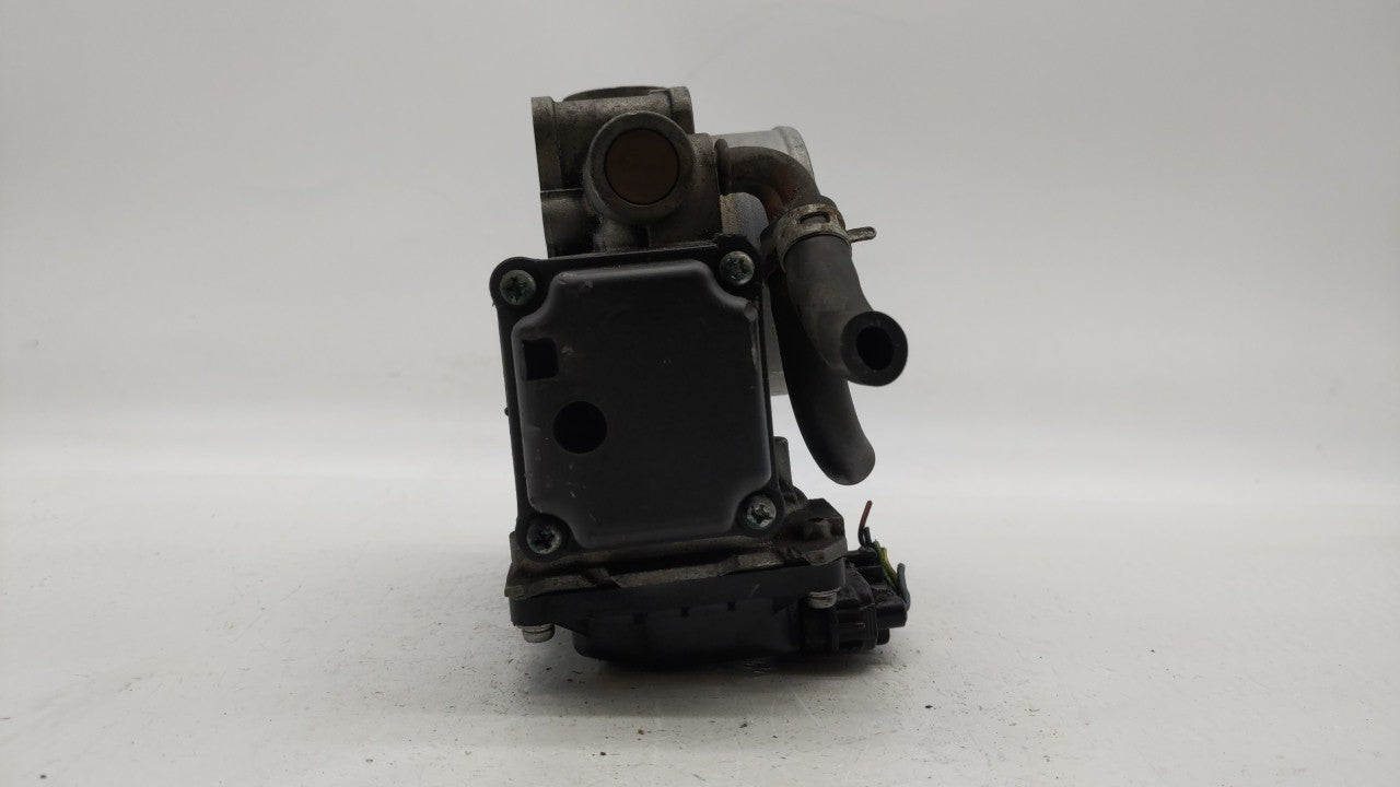 2010-2013 Honda Cr-V Throttle Body P/N:GMD7E GME1A Fits Fits 2010 2011 2012 2013 2014 OEM Used Auto Parts - Oemusedautoparts