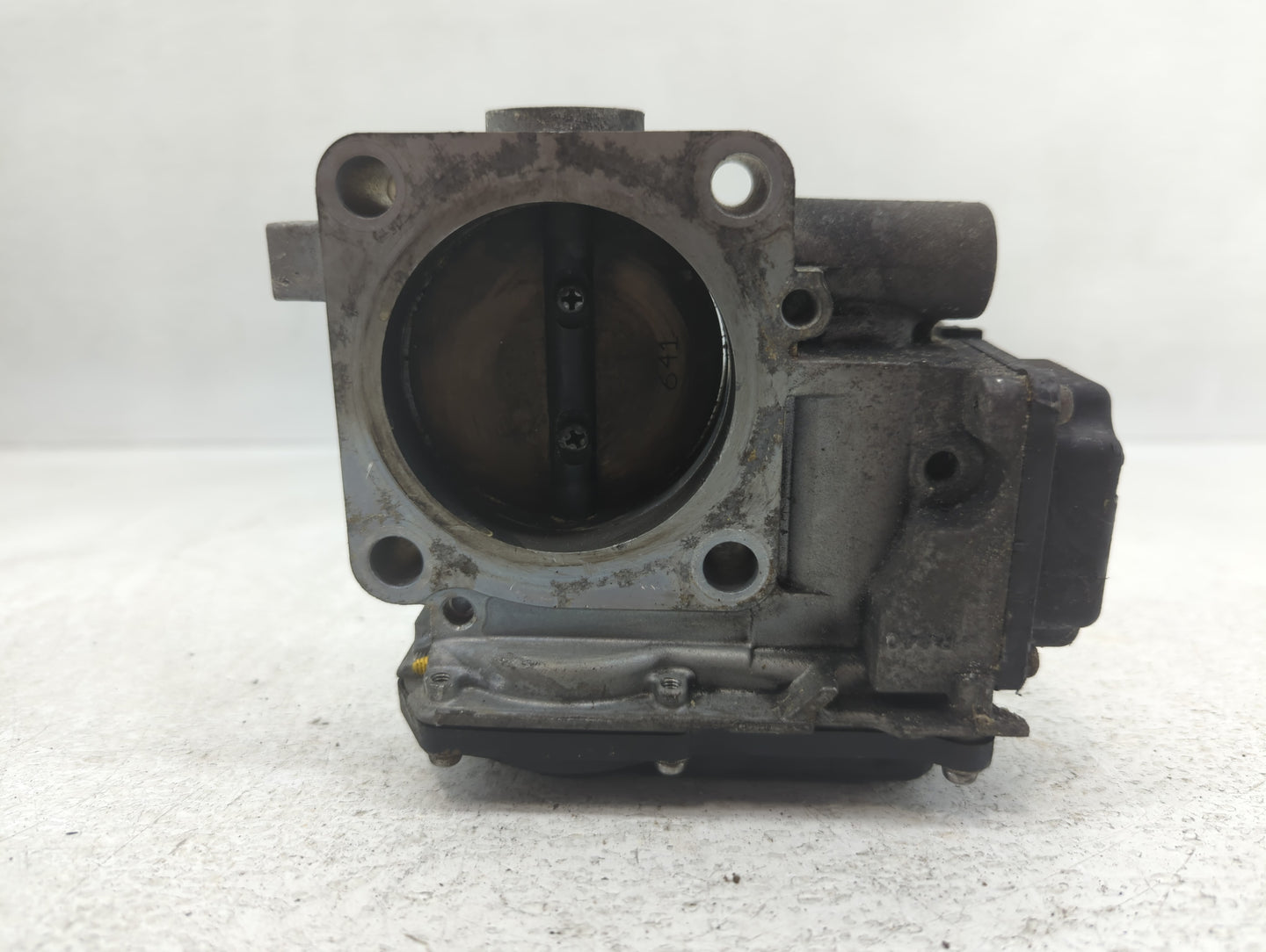 2010-2014 Honda Cr-V Throttle Body P/N:U22260103738 Fits Fits 2010 2011 2012 2013 2014 2015 OEM Used Auto Parts - Oemusedaut
