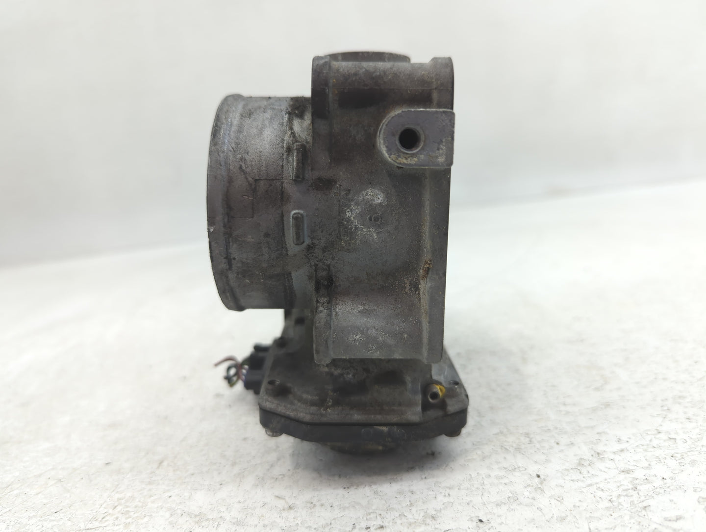 2010-2014 Honda Cr-V Throttle Body P/N:U22260103738 Fits Fits 2010 2011 2012 2013 2014 2015 OEM Used Auto Parts - Oemusedaut