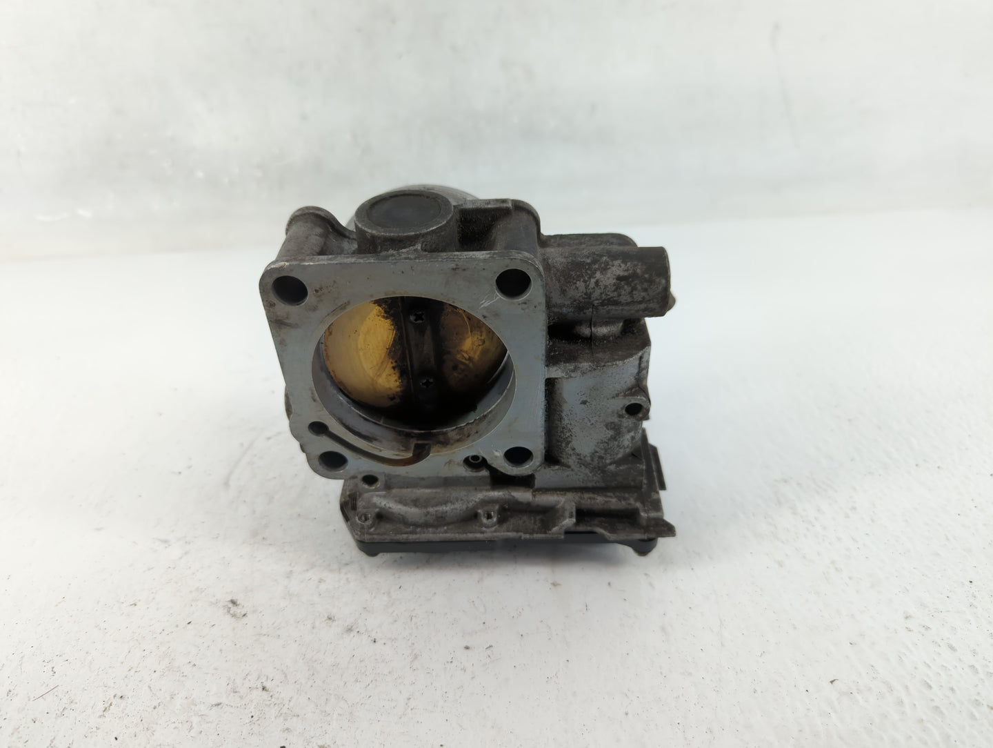 2010-2013 Honda Cr-V Throttle Body P/N:GMC1A Fits Fits 2010 2011 2012 2013 2014 OEM Used Auto Parts - Oemusedautoparts1.com