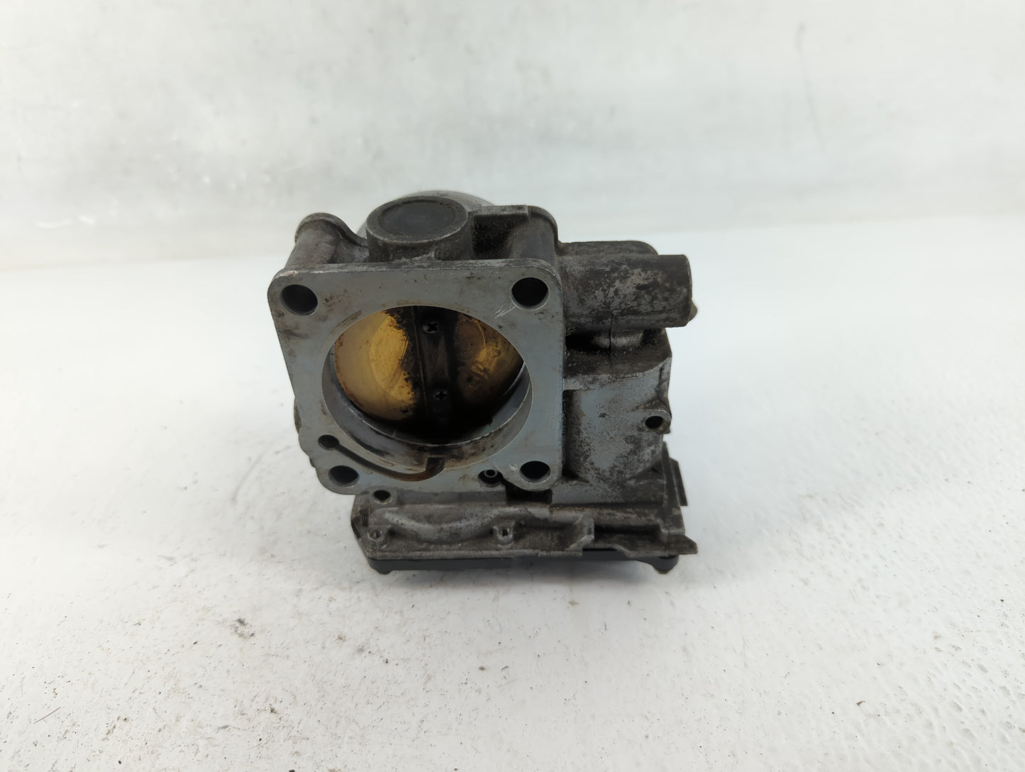 2010-2013 Honda Cr-V Throttle Body P/N:GMC1A Fits Fits 2010 2011 2012 2013 2014 OEM Used Auto Parts - Oemusedautoparts1.com
