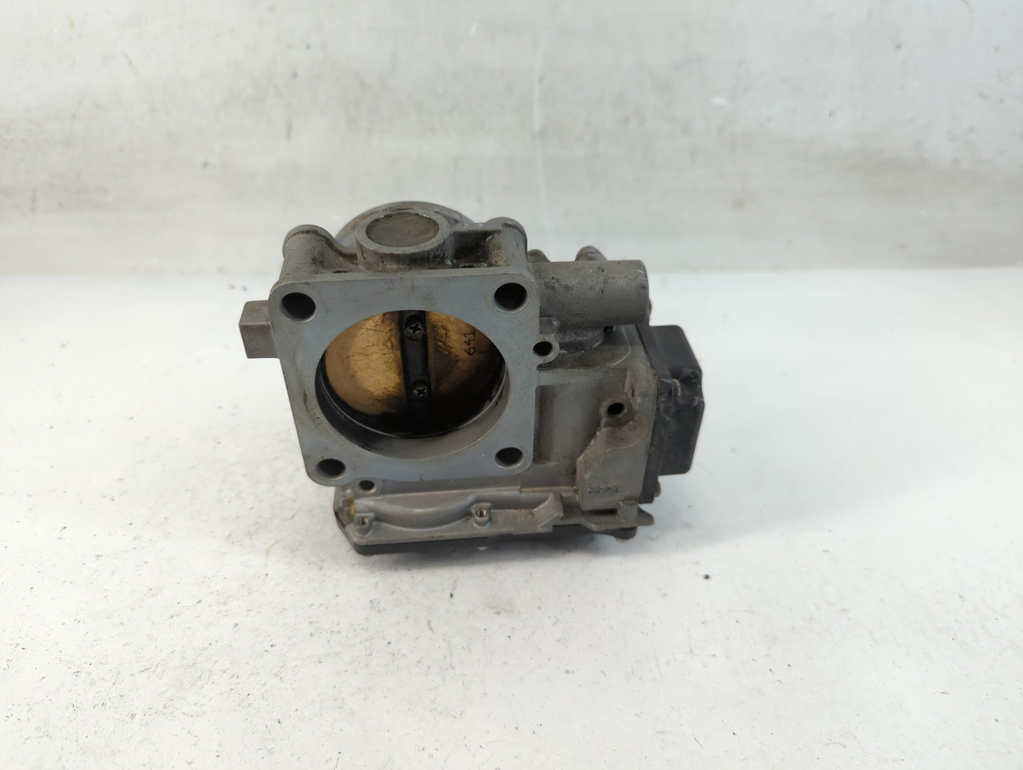 2010-2014 Honda Cr-V Throttle Body P/N:U22250158975 GMD7E Fits Fits 2010 2011 2012 2013 2014 2015 OEM Used Auto Parts - Oemu