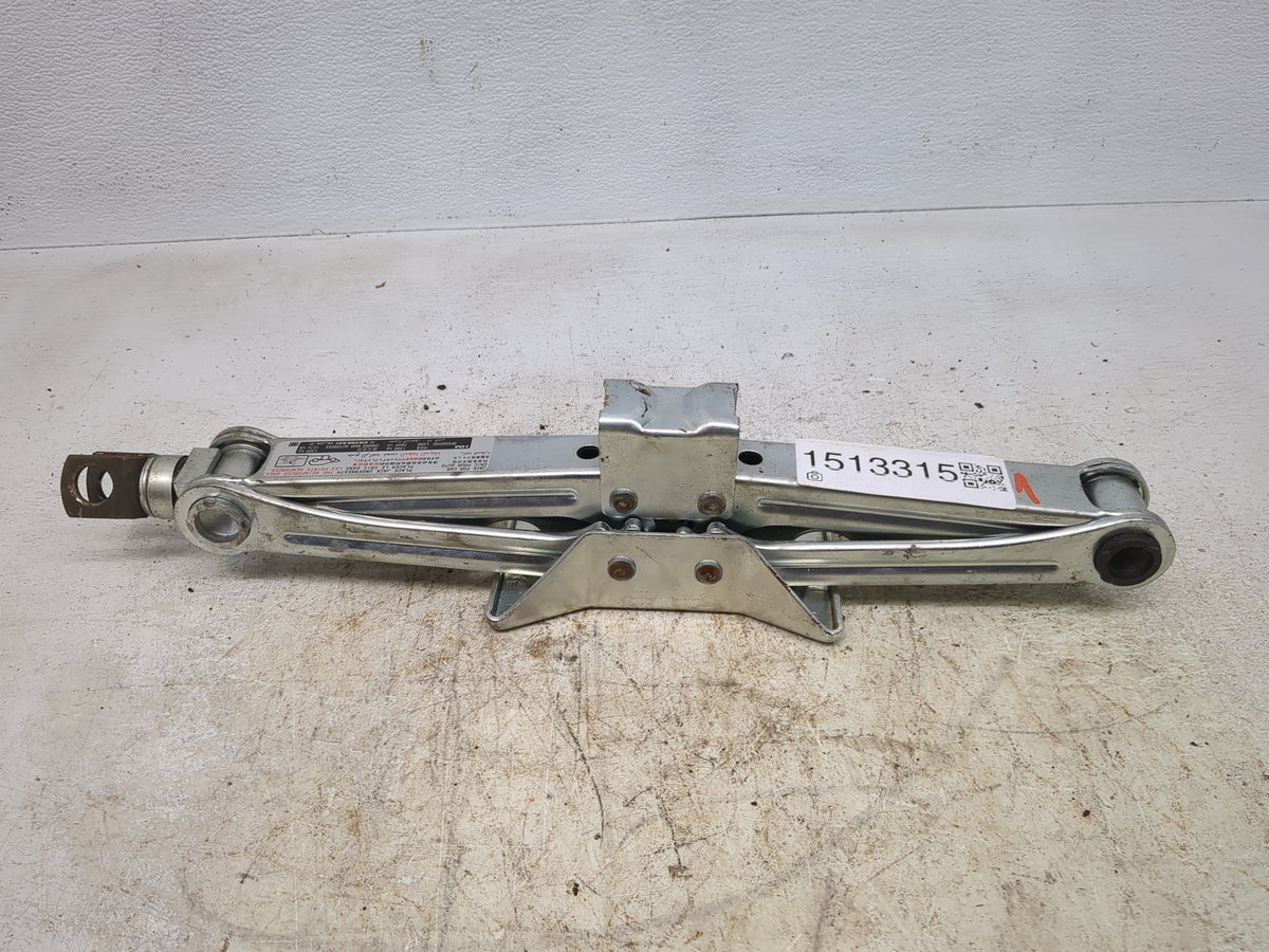 2010 Honda Crosstour Spare Scissor Car Jack - Oemusedautoparts1.com