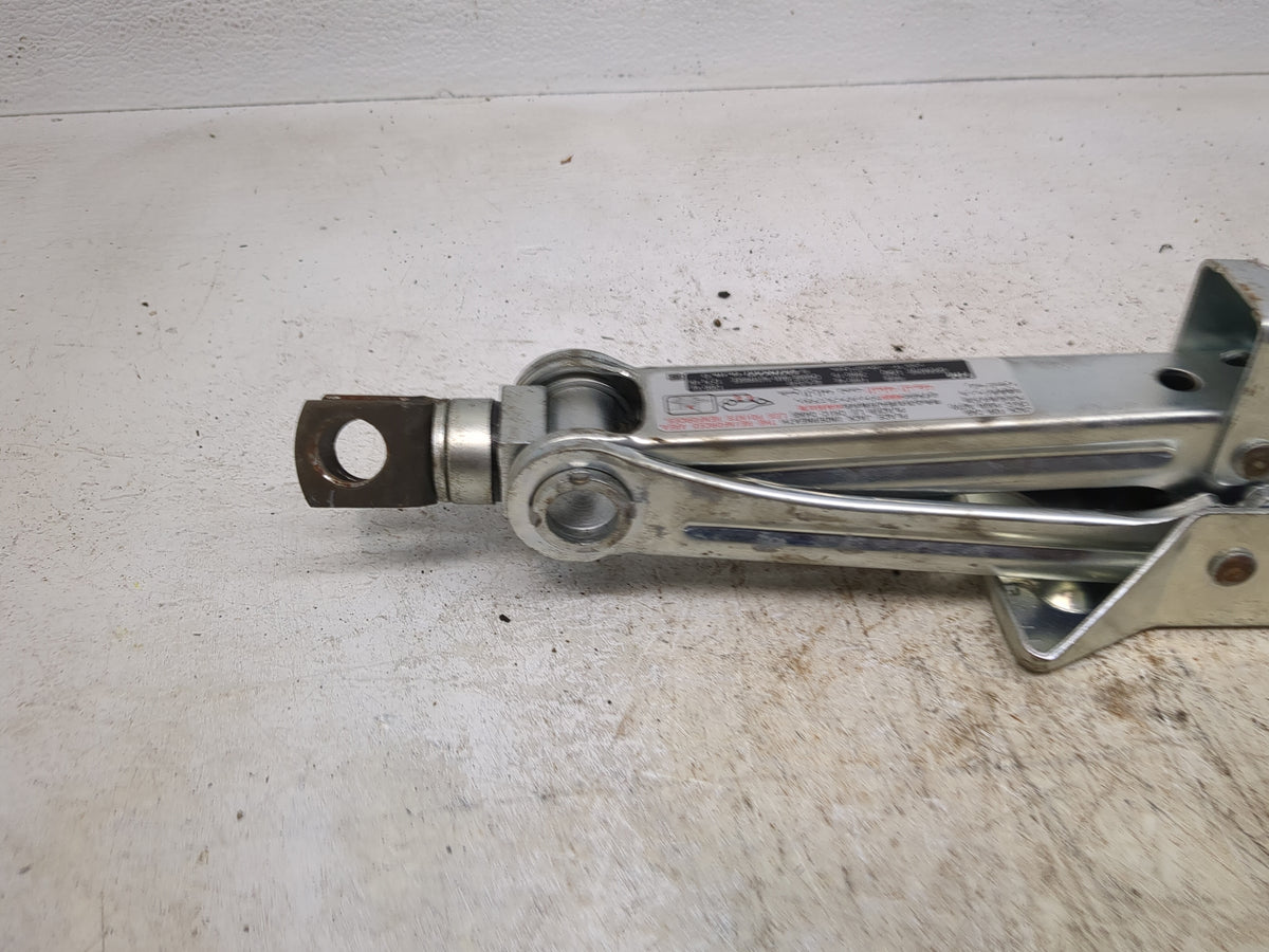 2010 Honda Crosstour Spare Scissor Car Jack - Oemusedautoparts1.com
