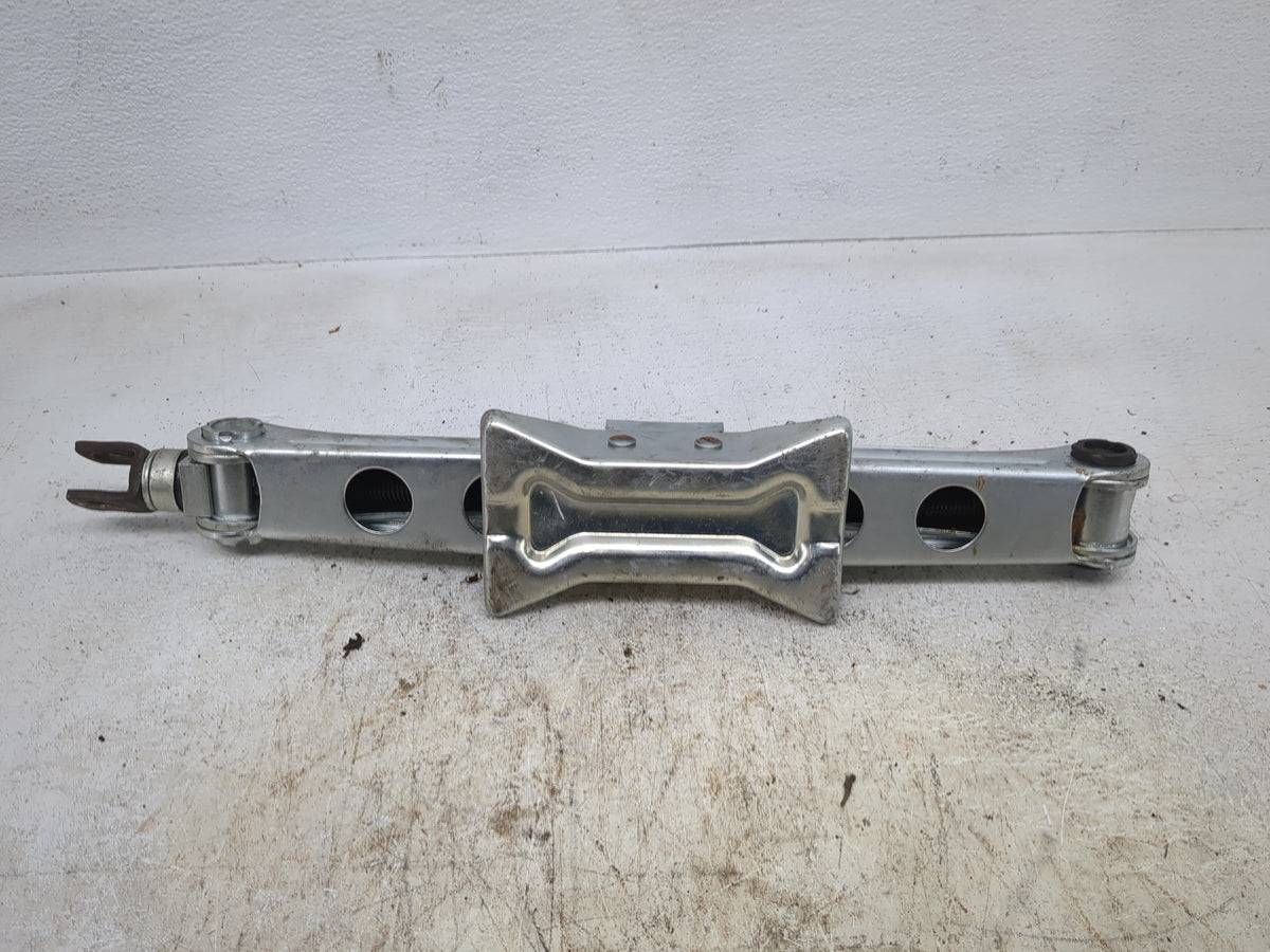 2010 Honda Crosstour Spare Scissor Car Jack - Oemusedautoparts1.com