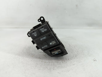 compare product 2010 Honda Crosstour Radio AM FM Cd Player Receiver Replacement P/N:067 SAJ 1 TA0Y Fits OEM Used Auto Parts