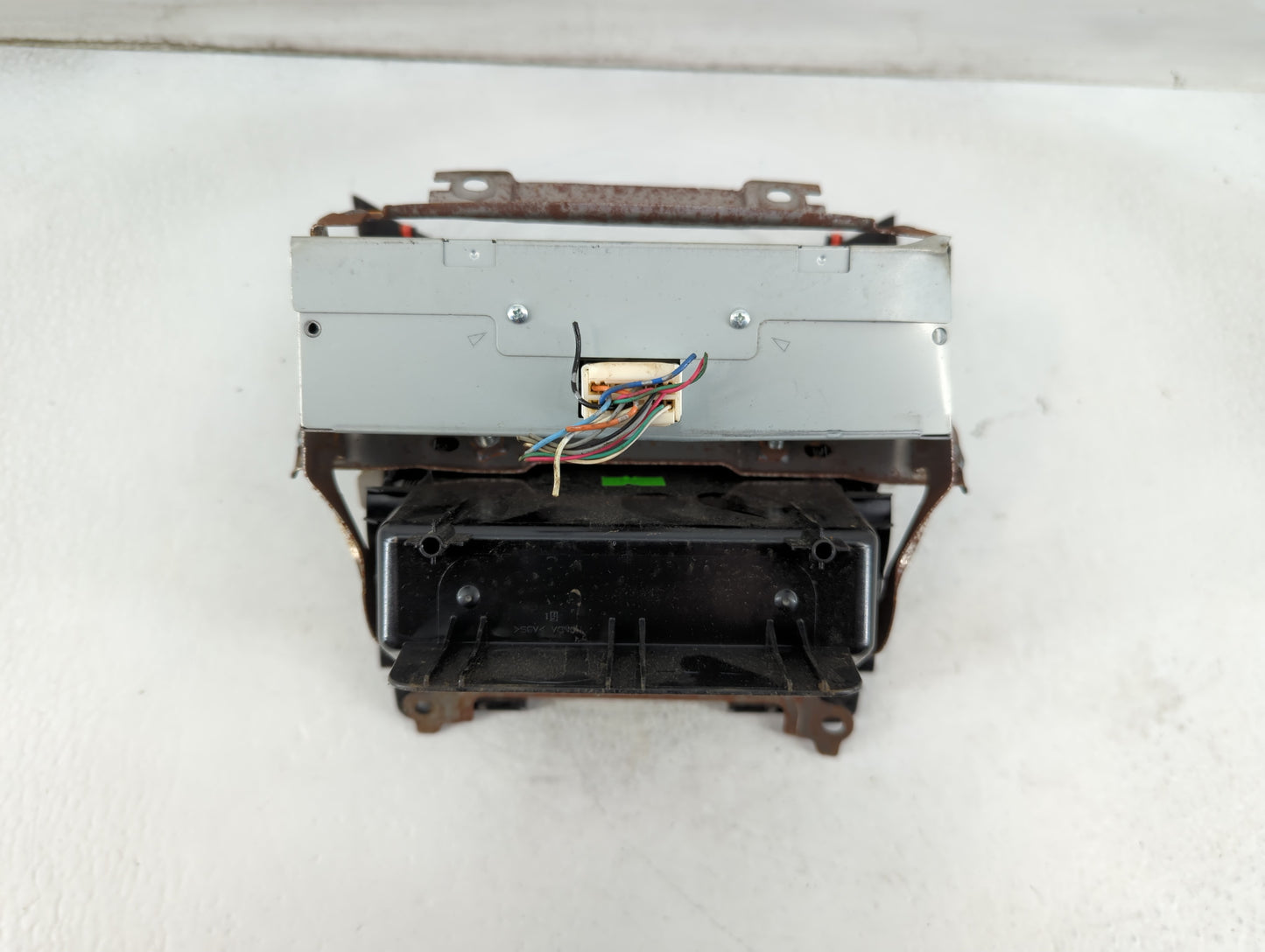 2012 Honda Crosstour Radio AM FM Cd Player Receiver Replacement P/N:TCDX6097ZHXUWL 1U001138 Fits OEM Used Auto Parts - Oemus