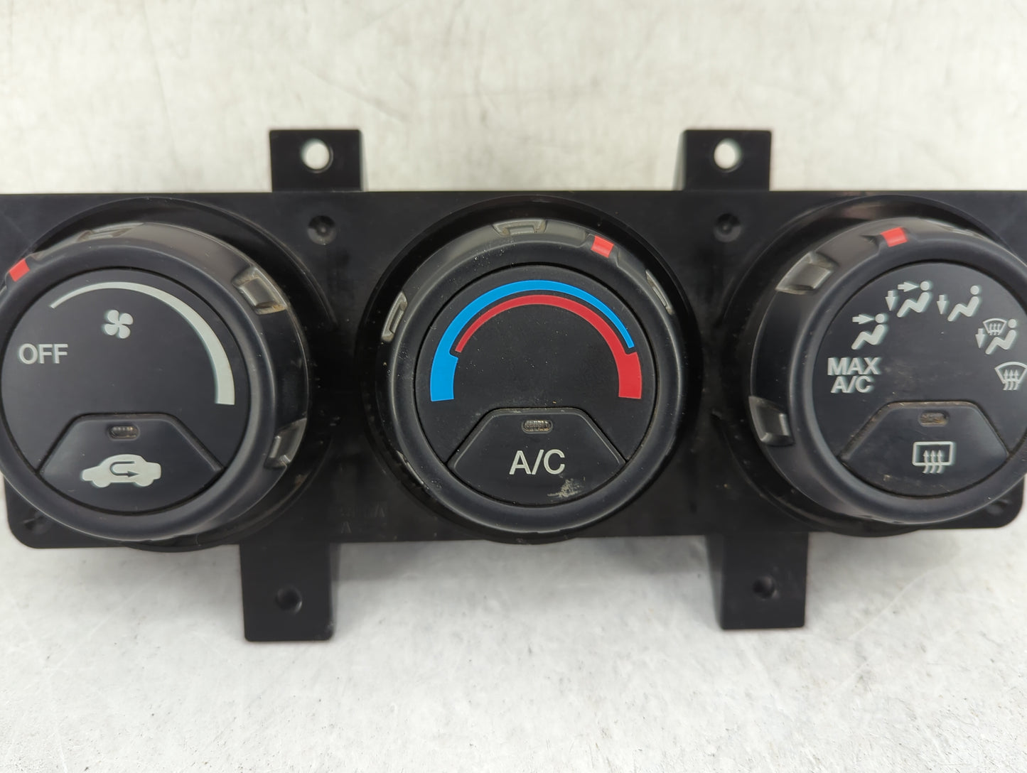 2009-2011 Honda Element Climate Control Module Temperature AC/Heater Replacement Fits Fits 2009 2010 2011 OEM Used Auto Part