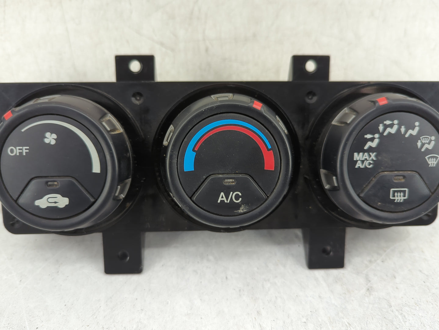 2009-2011 Honda Element Climate Control Module Temperature AC/Heater Replacement Fits Fits 2009 2010 2011 OEM Used Auto Part