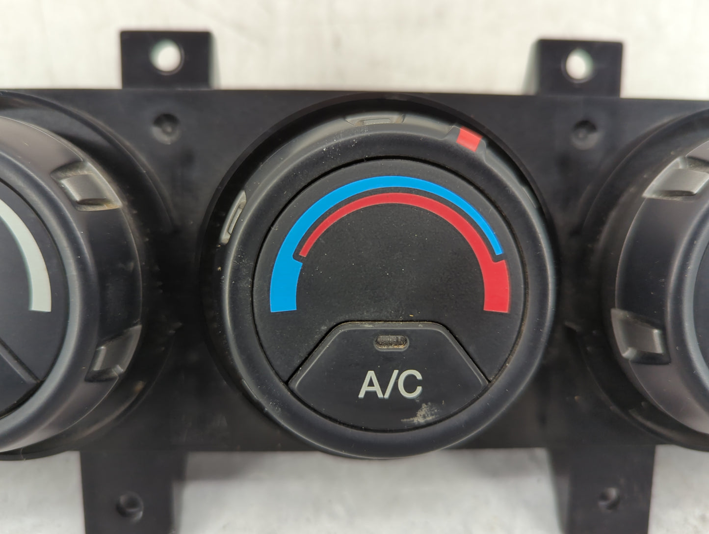 2009-2011 Honda Element Climate Control Module Temperature AC/Heater Replacement Fits Fits 2009 2010 2011 OEM Used Auto Part