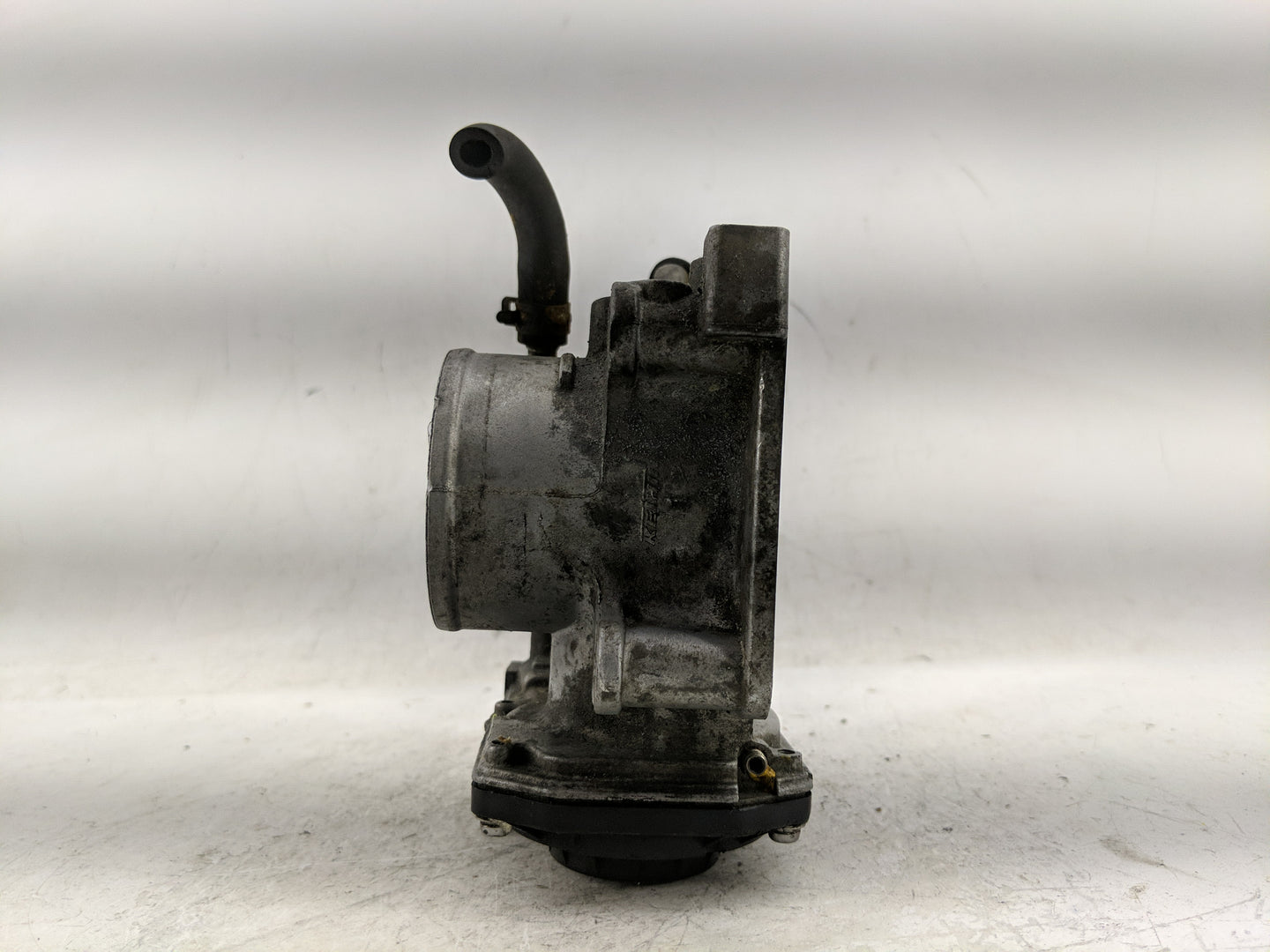 2010-2014 Honda Insight Throttle Body Fits Fits 2010 2011 2012 2013 2014 OEM Used Auto Parts - Oemusedautoparts1.com