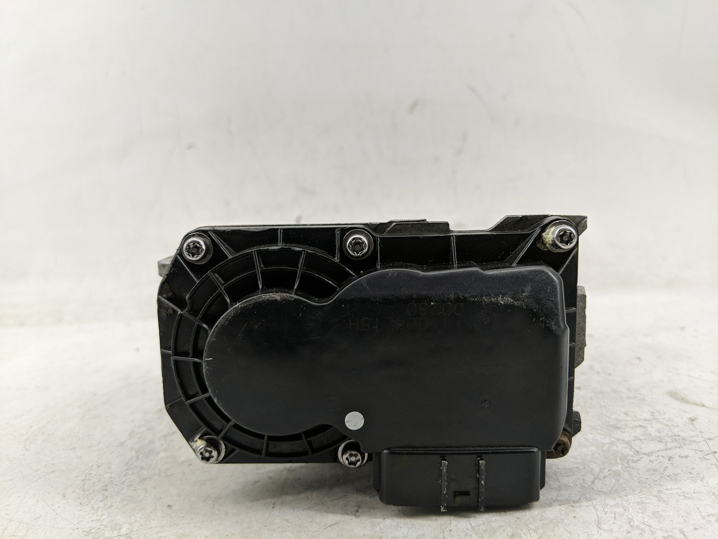 2010-2014 Honda Insight Throttle Body Fits Fits 2010 2011 2012 2013 2014 OEM Used Auto Parts - Oemusedautoparts1.com