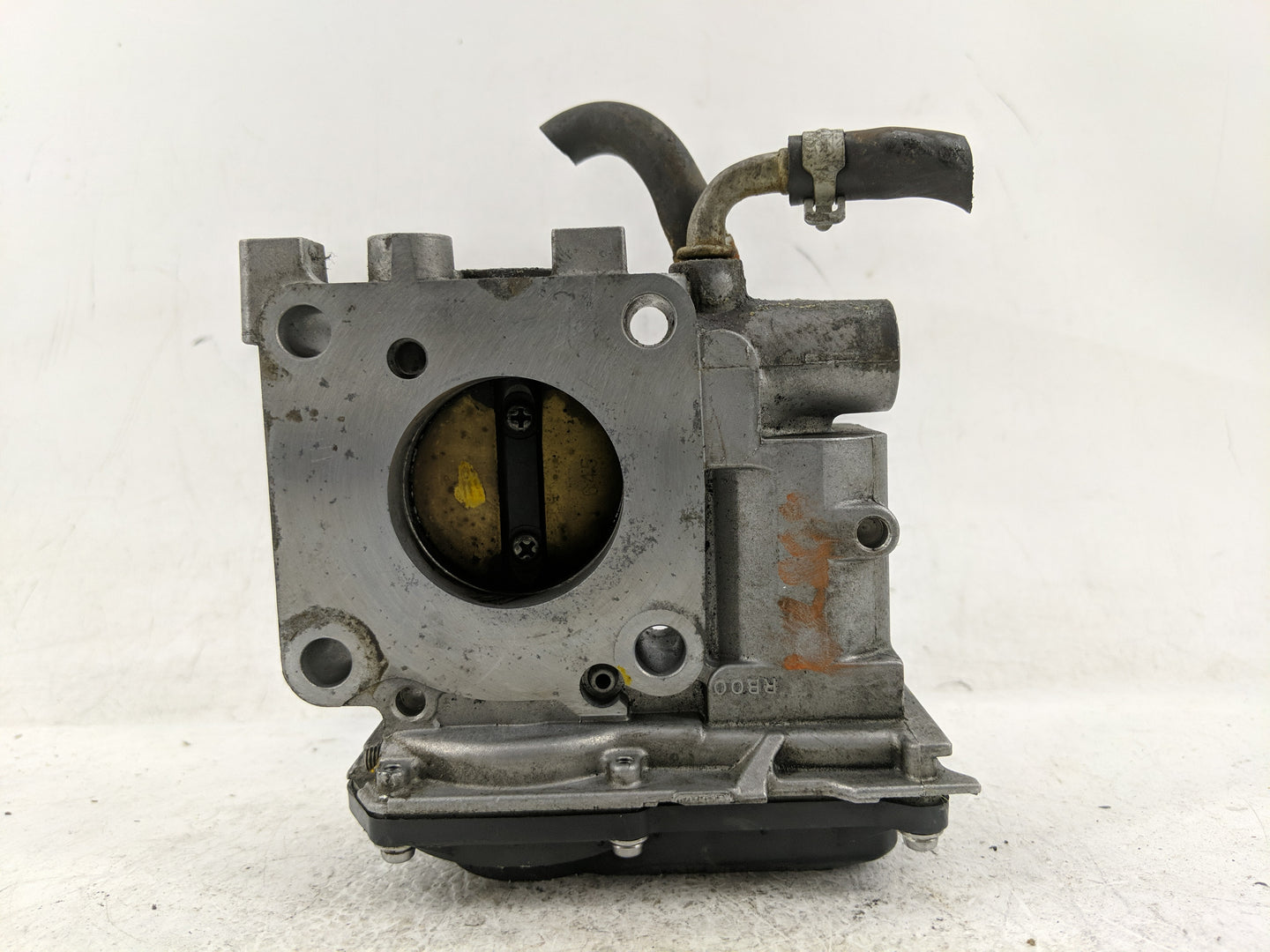 2010-2014 Honda Insight Throttle Body Fits Fits 2010 2011 2012 2013 2014 OEM Used Auto Parts - Oemusedautoparts1.com