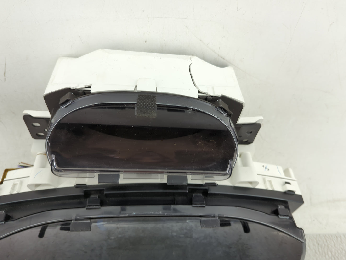 2010-2011 Honda Insight Instrument Cluster Speedometer Gauges Fits Fits 2010 2011 OEM Used Auto Parts - Oemusedautoparts1.co