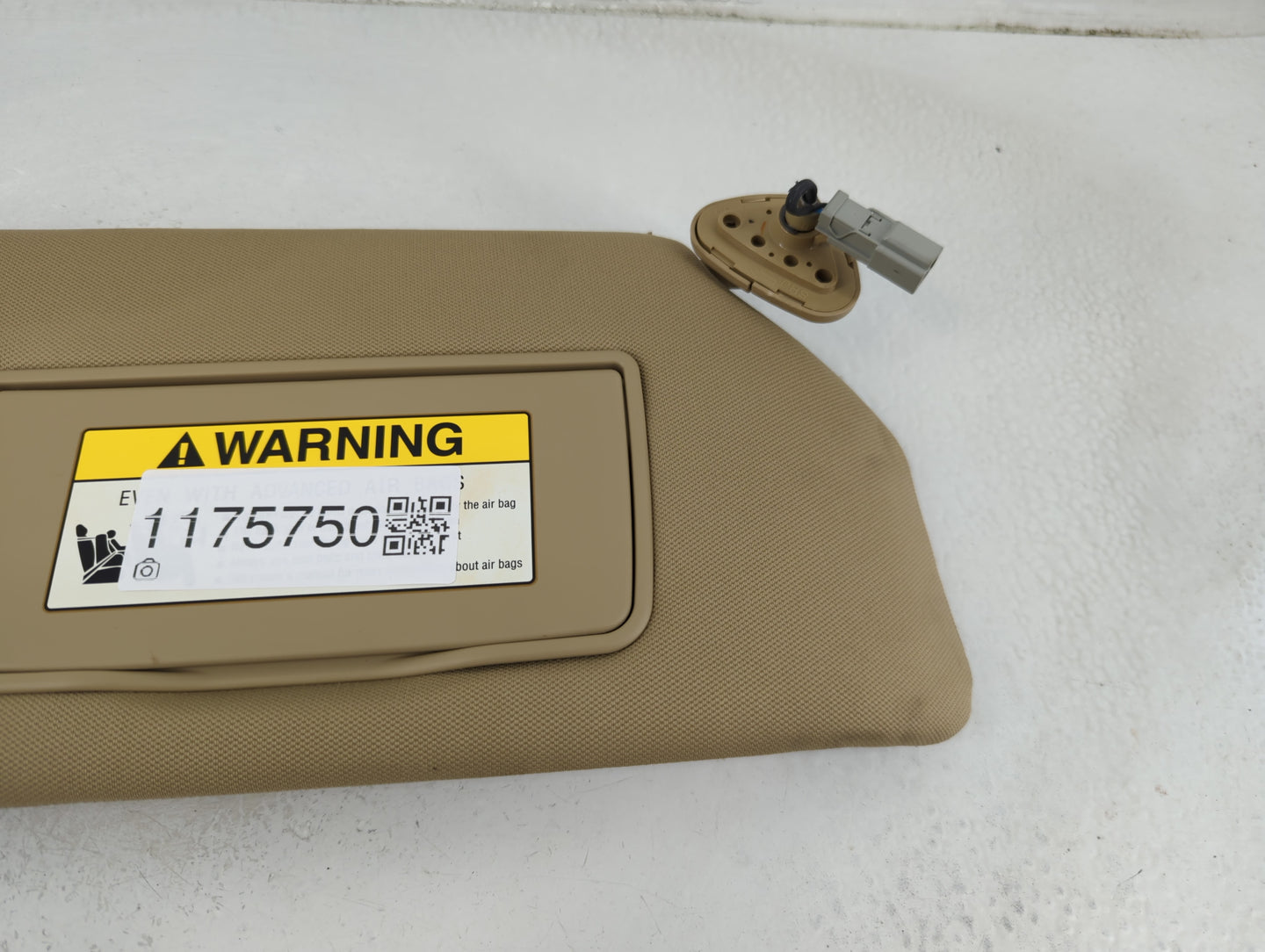 2006-2010 Honda Odyssey Sun Visor Shade Replacement Passenger Right Mirror Fits Fits 2006 2007 2008 2009 2010 OEM Used Auto 