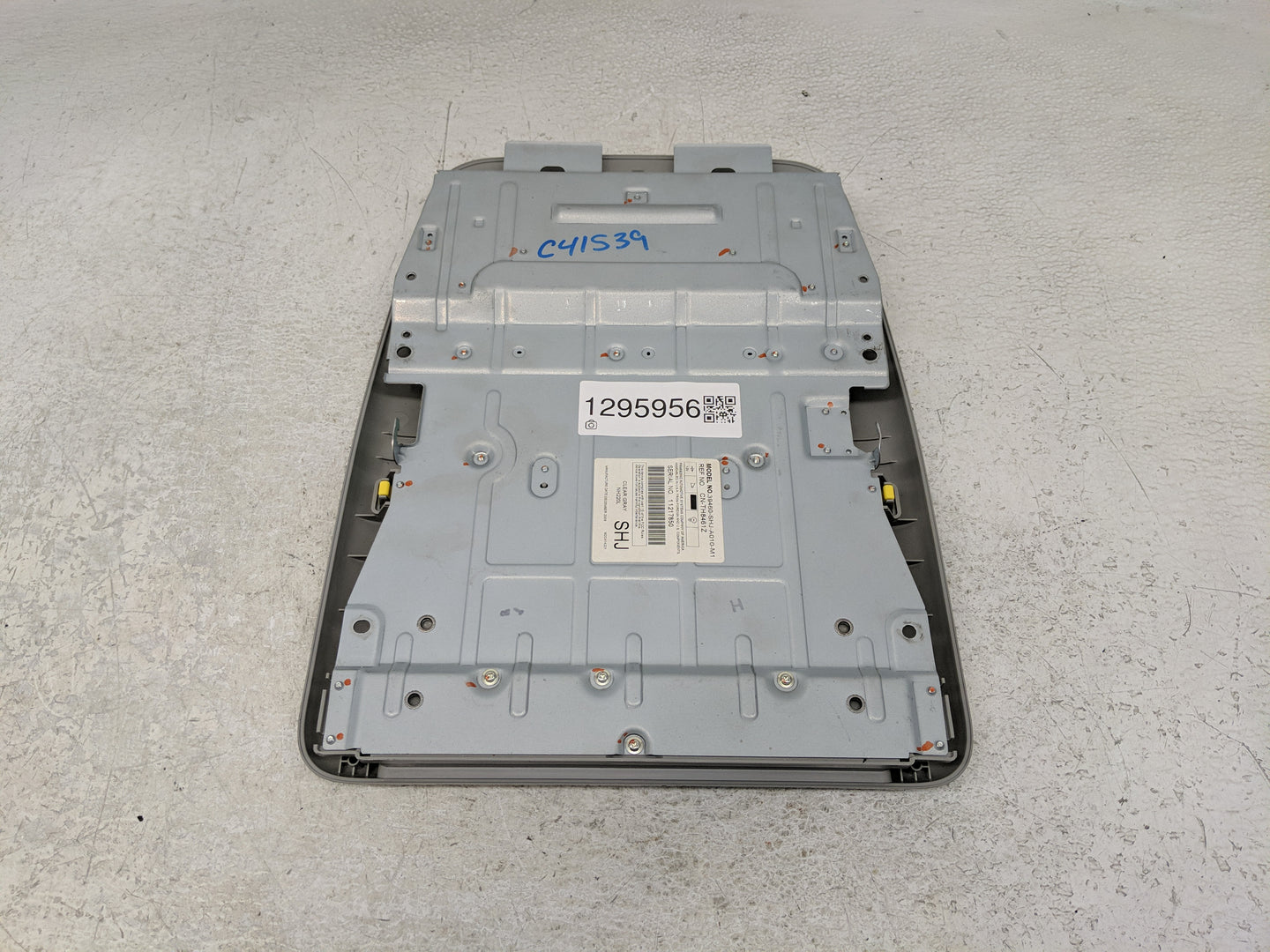 2005-2010 Honda Odyssey Information Display Screen - Oemusedautoparts1.com
