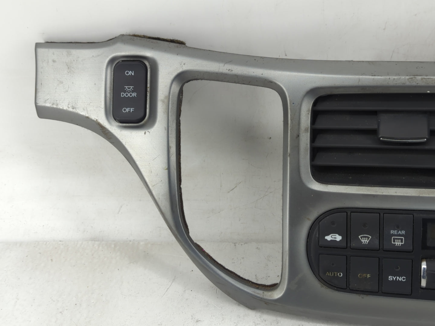 2005-2010 Honda Odyssey Climate Control Module Temperature AC/Heater Replacement P/N:79600-SHJ-A42 Fits OEM Used Auto Parts 