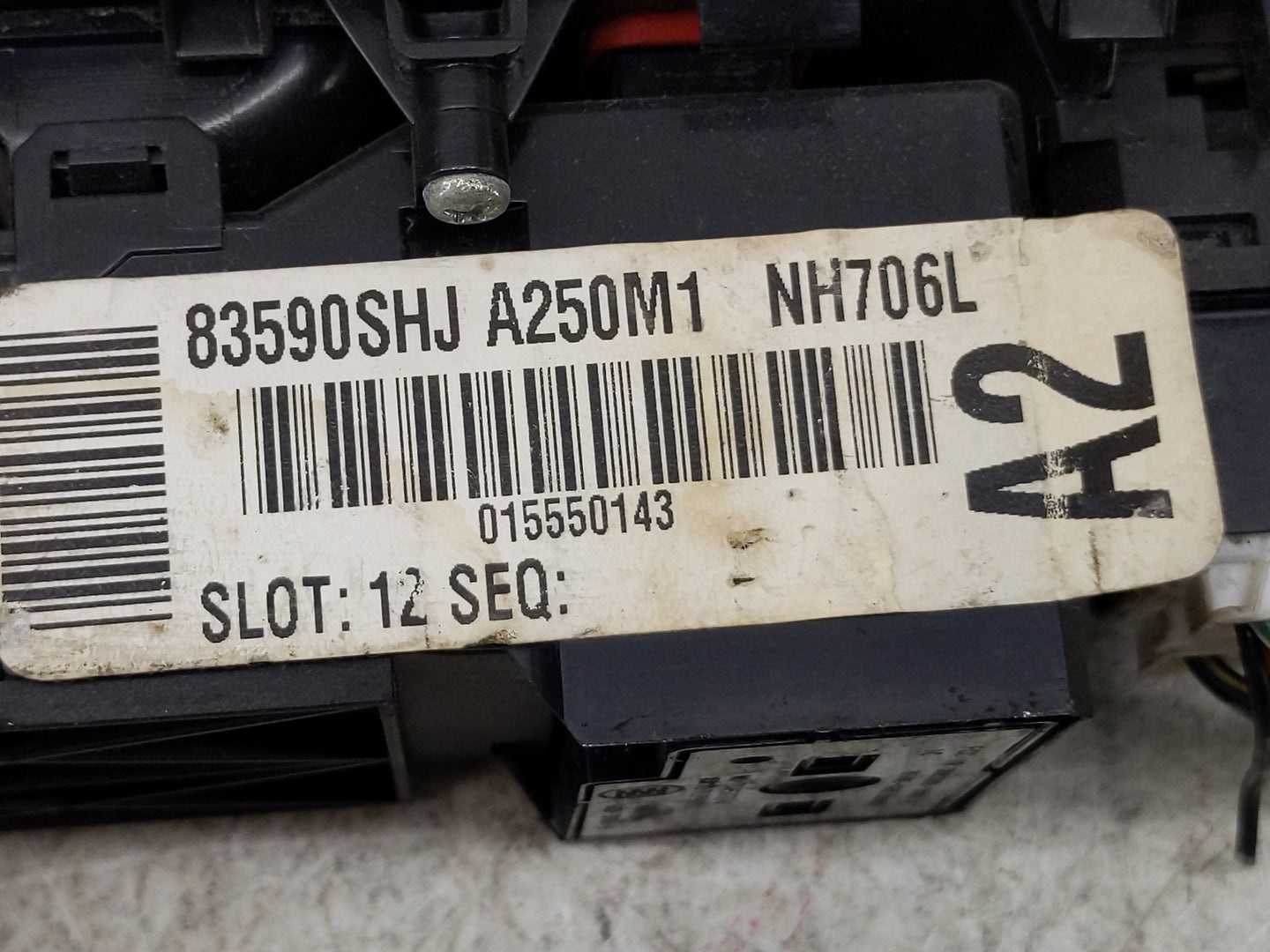 2005-2010 Honda Odyssey Master Power Window Switch Replacement Driver Side Left P/N:83590SHJ A250M1 Fits OEM Used Auto Parts