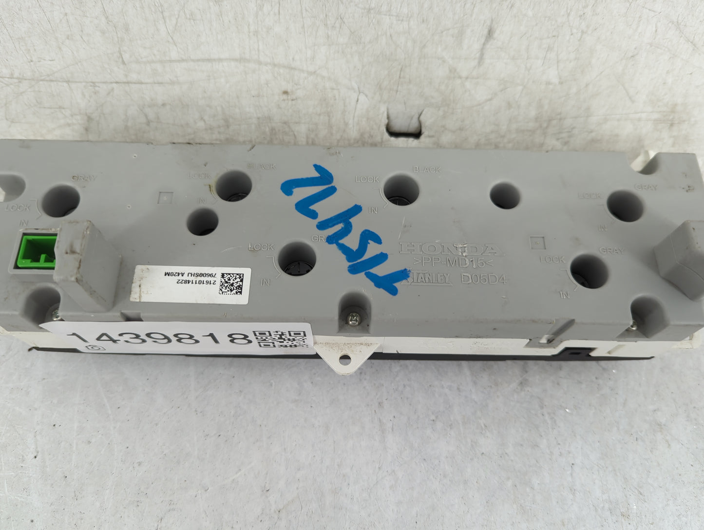 2005-2010 Honda Odyssey Climate Control Module Temperature AC/Heater Replacement P/N:79600SHJA420M Fits OEM Used Auto Parts 