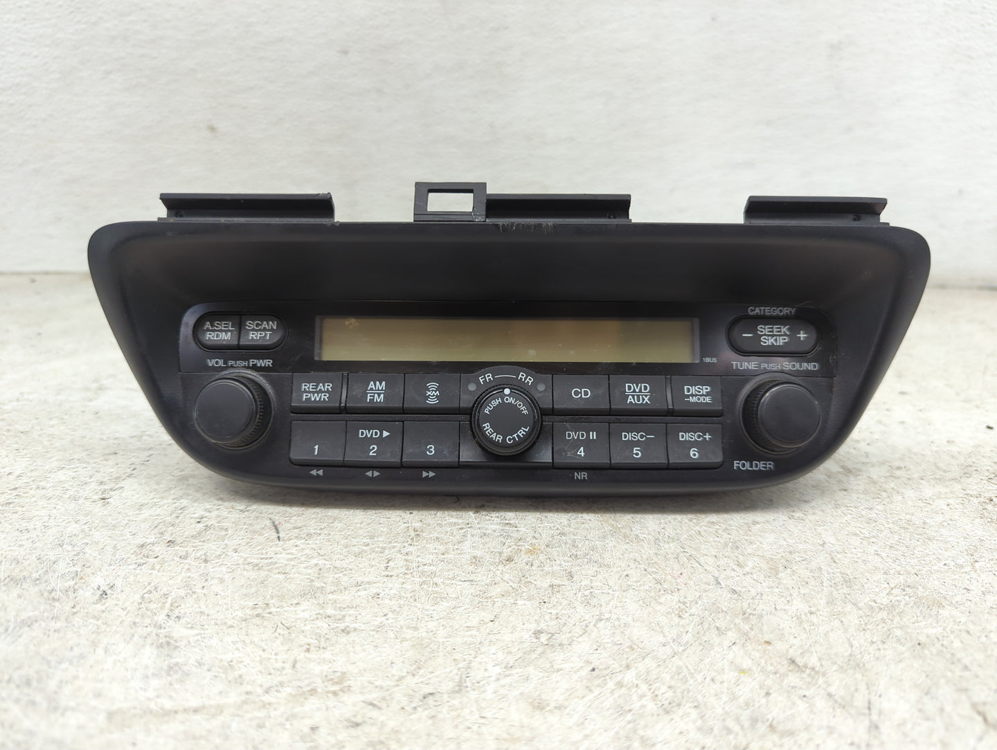 2005-2010 Honda Odyssey Radio AM FM Cd Player Receiver Replacement P/N:39100-SHJ-A820 CR-LH9860XC Fits OEM Used Auto Parts -