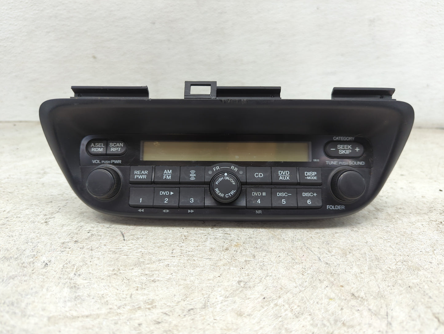 2005-2010 Honda Odyssey Radio AM FM Cd Player Receiver Replacement P/N:39100-SHJ-A820 CR-LH9860XC Fits OEM Used Auto Parts -
