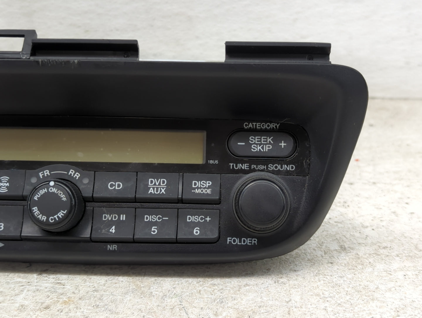 2005-2010 Honda Odyssey Radio AM FM Cd Player Receiver Replacement P/N:39100-SHJ-A820 CR-LH9860XC Fits OEM Used Auto Parts -