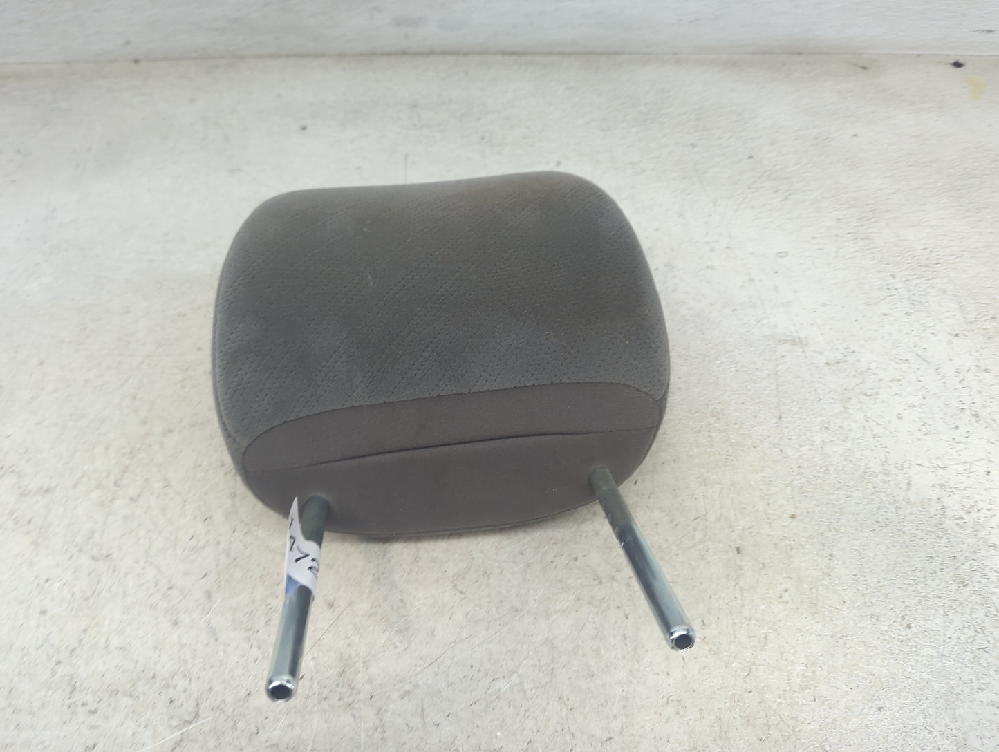 2010 Honda Odyssey Headrest Head Rest Front Driver Seat Gray - Oemusedautoparts1.com