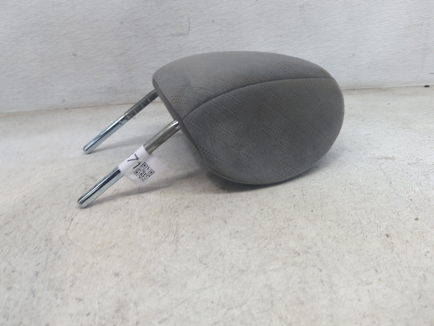 2010 Honda Odyssey Headrest Head Rest Front Driver Seat Gray - Oemusedautoparts1.com