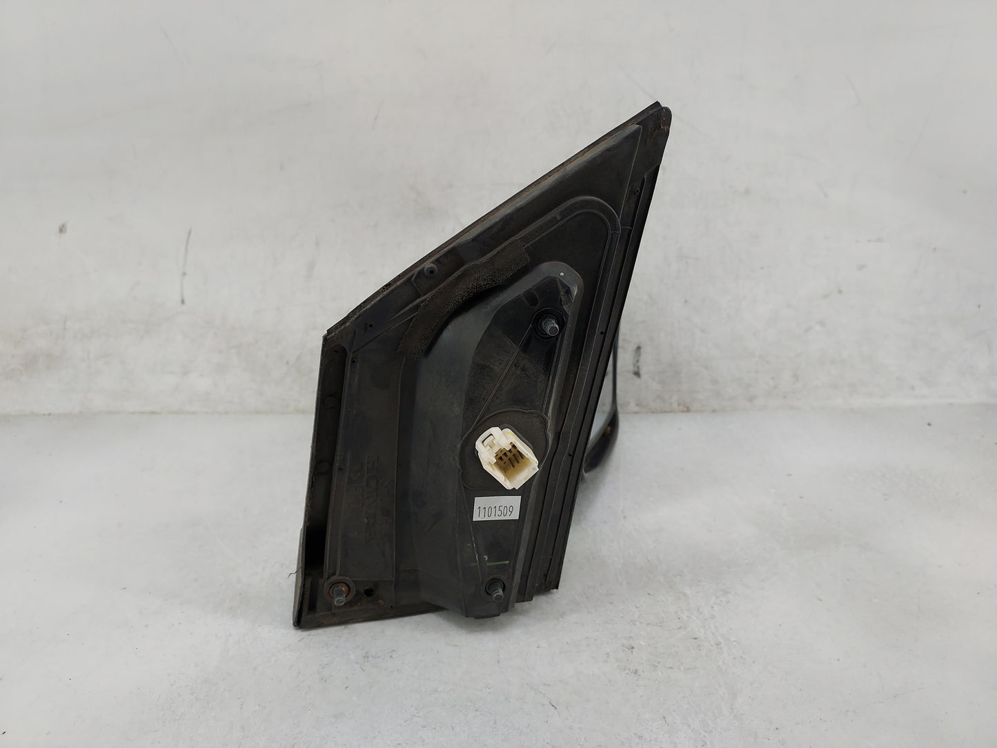 2005-2010 Honda Odyssey Passenger Side View Mirror - Right Door Mirror OEM Used - Oemusedautoparts1.com