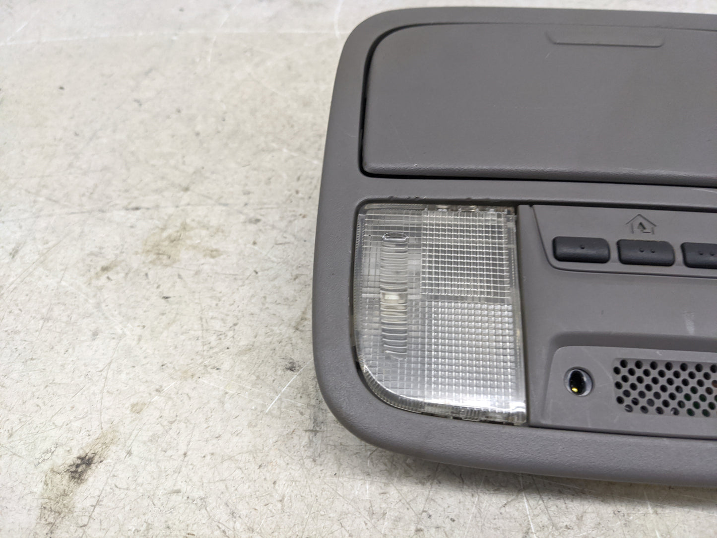 2005-2010 Honda Odyssey Overhead Roof Console Gray - Oemusedautoparts1.com