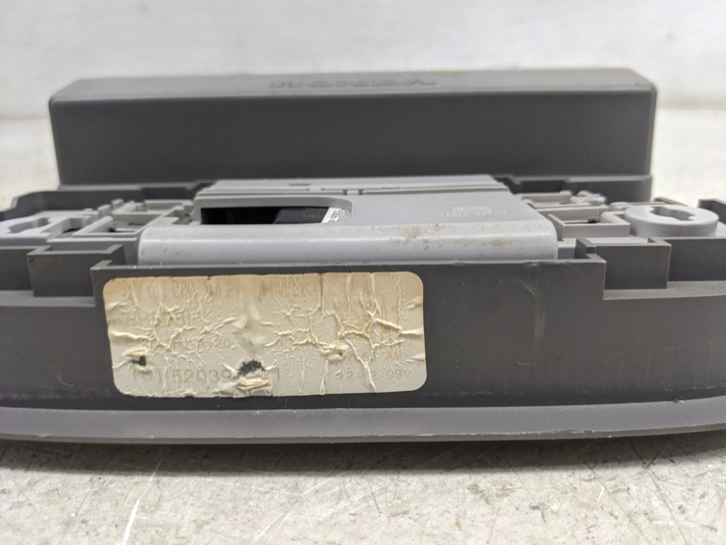 2005-2010 Honda Odyssey Overhead Roof Console Gray - Oemusedautoparts1.com