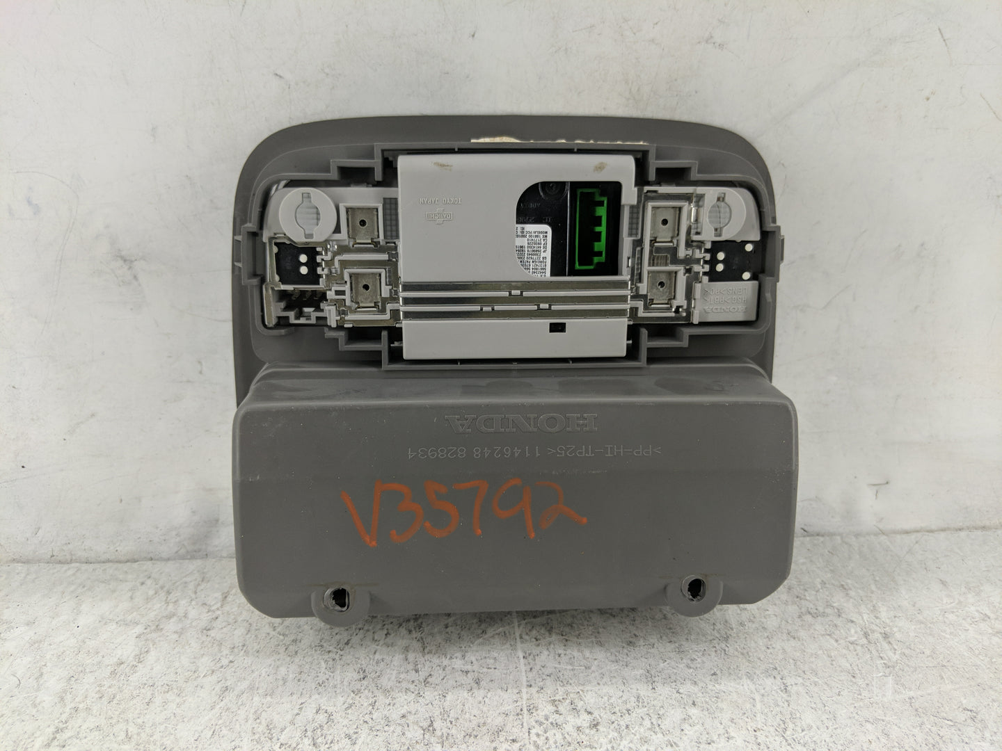 2005-2010 Honda Odyssey Overhead Roof Console Gray 1484114 - Oemusedautoparts1.com