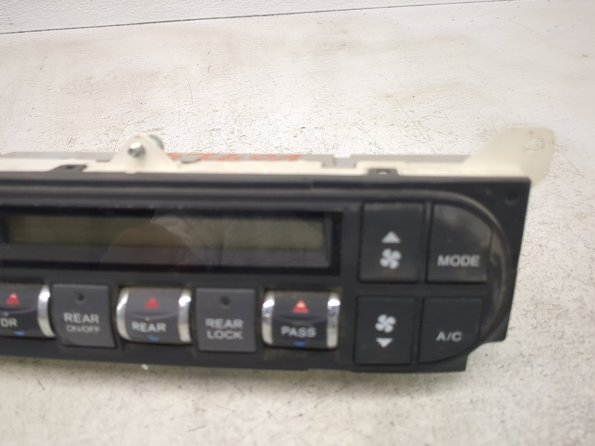 2005-2010 Honda Odyssey Climate Control Module Temperature AC/Heater Replacement P/N:79600SHJ A420M Fits OEM Used Auto Parts