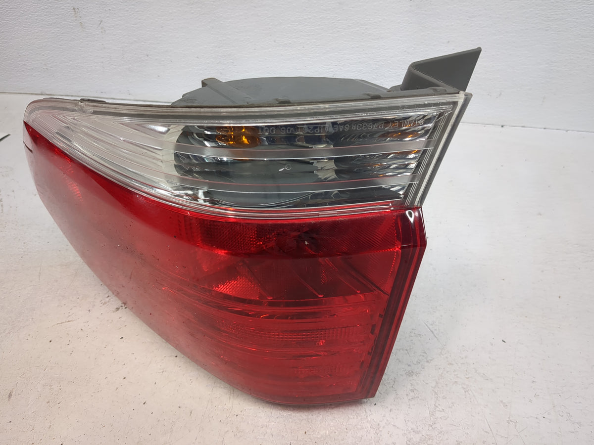 2008-2010 Honda Odyssey Tail Light Assembly Passenger Right OEM Fits Fits 2008 2009 2010 OEM Used Auto Parts - Oemusedautopa