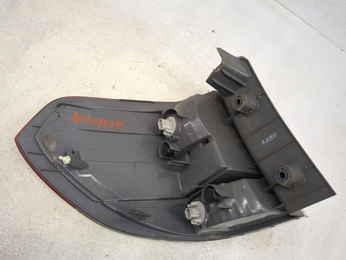 2008-2010 Honda Odyssey Tail Light Assembly Passenger Right OEM Fits Fits 2008 2009 2010 OEM Used Auto Parts - Oemusedautopa