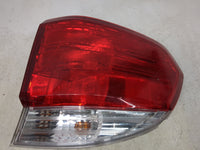 2008-2010 Honda Odyssey Tail Light Assembly Passenger Right OEM Fits Fits 2008 2009 2010 OEM Used Auto Parts - Oemusedautopa