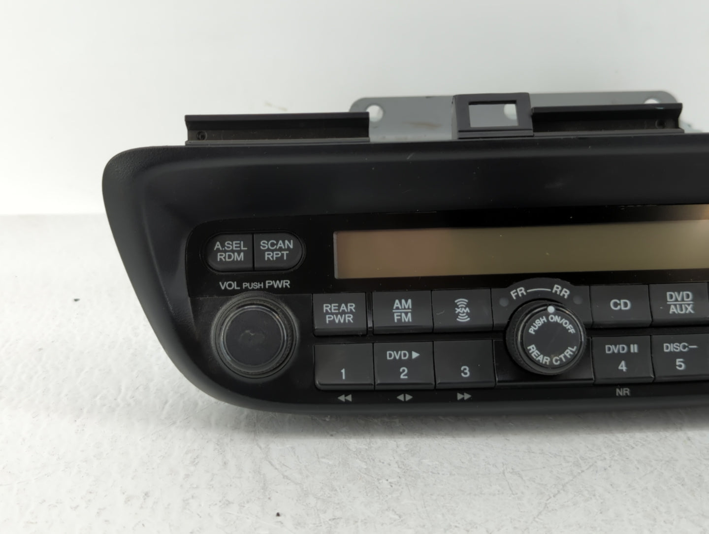 2005-2010 Honda Odyssey Am Fm Cd Player Radio Receiver - Oemusedautoparts1.com