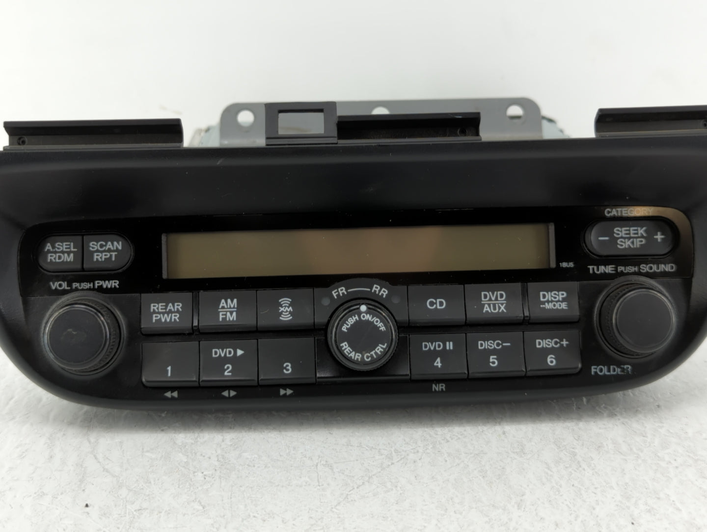 2005-2010 Honda Odyssey Am Fm Cd Player Radio Receiver - Oemusedautoparts1.com
