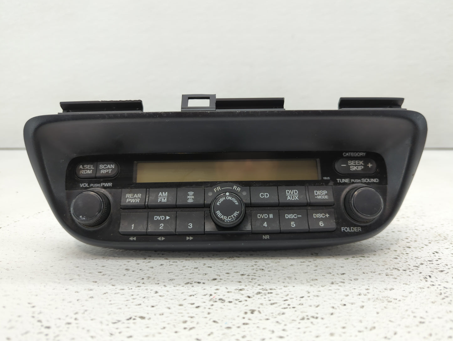 2005-2010 Honda Odyssey Am Fm Cd Player Radio Receiver - Oemusedautoparts1.com