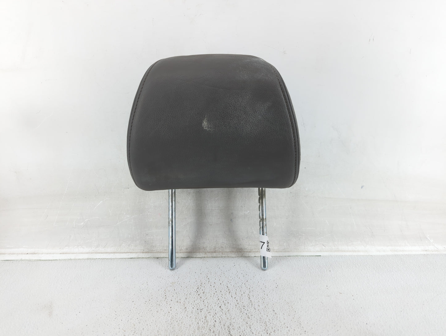2008-2010 Honda Odyssey Headrest Head Rest Rear Seat Fits Fits 2008 2009 2010 OEM Used Auto Parts - Oemusedautoparts1.com