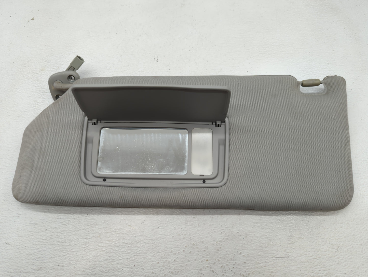 2006-2010 Honda Odyssey Sun Visor Shade Replacement Driver Left Mirror Fits Fits 2006 2007 2008 2009 2010 OEM Used Auto Part