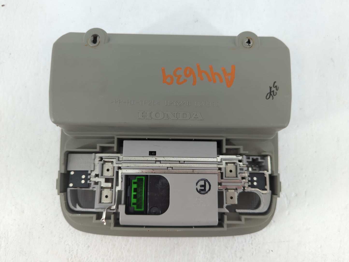 2010 Honda Odyssey Overhead Roof Console - Oemusedautoparts1.com