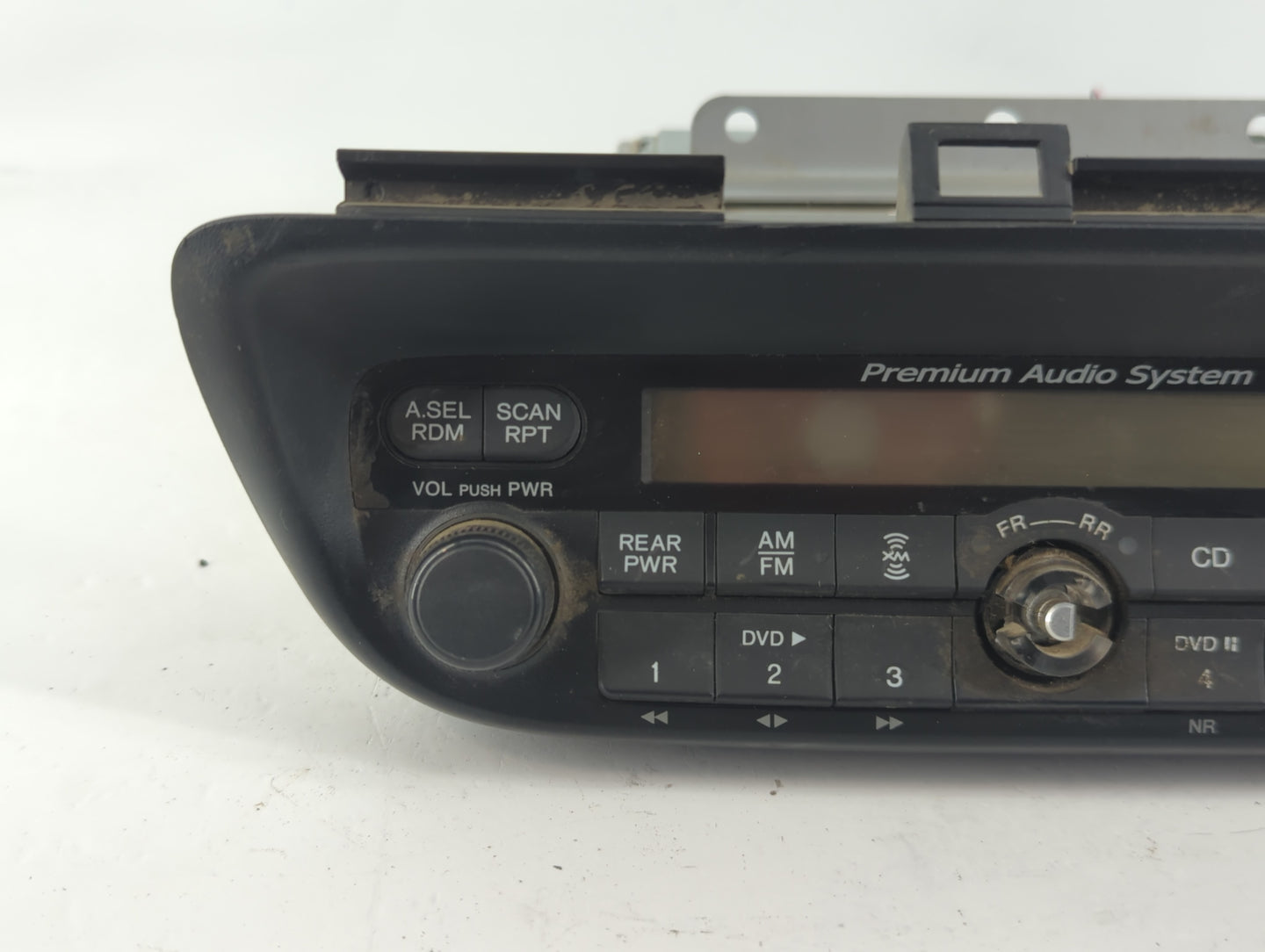2005-2010 Honda Odyssey Am Fm Cd Player Radio Receiver - Oemusedautoparts1.com